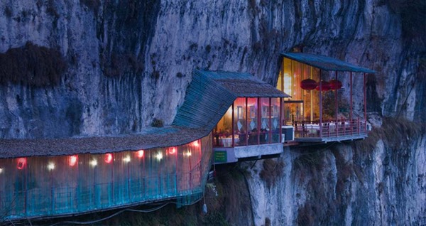 Restaurant near Sanyou Cave above the Chang Jiang river, Hubei , China.